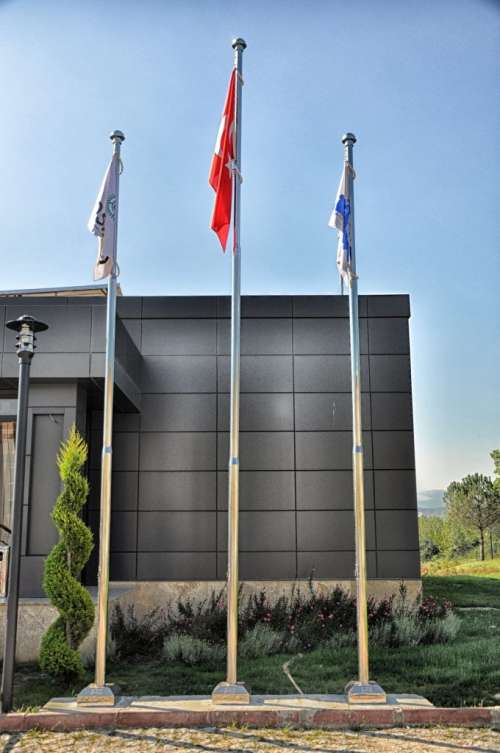 Dış Mekan Bayrak Direkleri